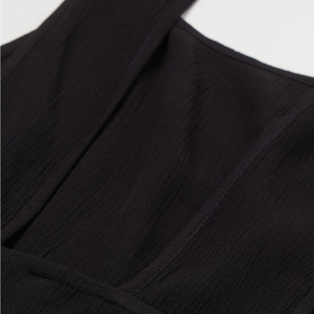 H&M crinkled top | new - Picture 3 of 5